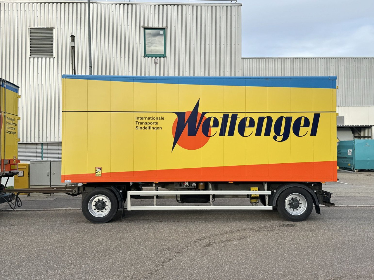 Ackermann KA-F 14 14t Alu-Möbelkoffer 7,2m BPW Luft ZS - Kapalı karoser römork: fotoğraf 2 Ackermann KA-F 14 14t Alu-Möbelkoffer 7,2m BPW Luft ZS - Kapalı karoser römork: fotoğraf 2