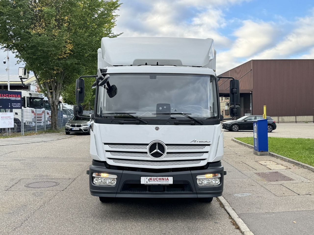 Mercedes-Benz Atego 1227L Koffer 8m LBW Klima Diff. Sperre - Kapalı kasa kamyon: fotoğraf 2 Mercedes-Benz Atego 1227L Koffer 8m LBW Klima Diff. Sperre - Kapalı kasa kamyon: fotoğraf 2