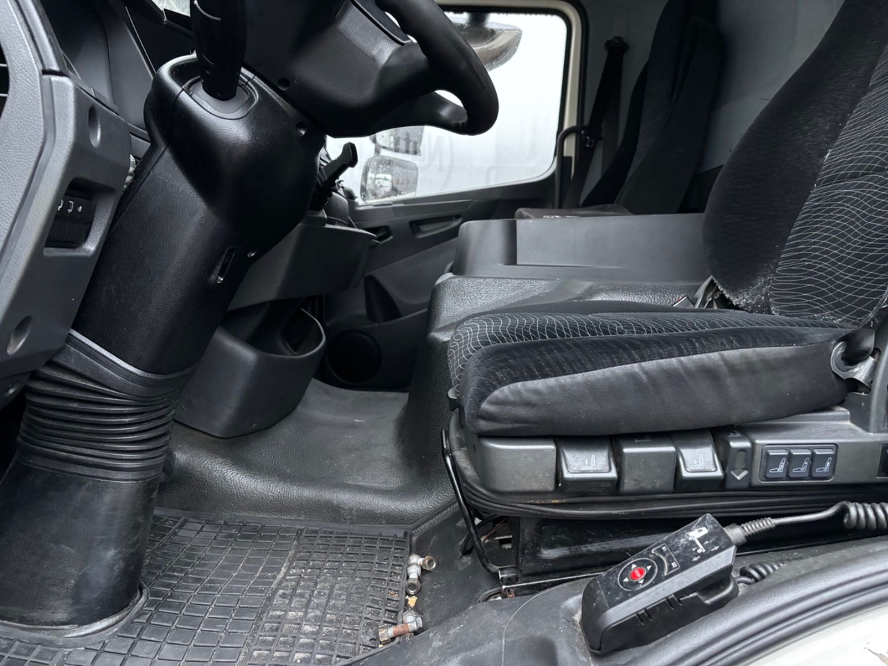 Mercedes-Benz Atego III 1223L, Klima, LBW, Turbolader defekt finansal kiralama Mercedes-Benz Atego III 1223L, Klima, LBW, Turbolader defekt: fotoğraf 8