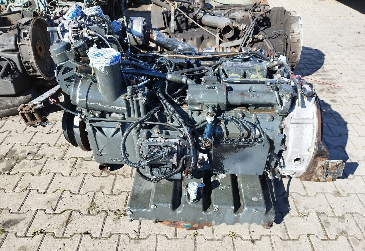 MAN D2066 LUH12 MAN BUS: Neoplan, Lions City, Lionґs Regio, Lions Coach - Motor - Otobüs: fotoğraf 2 MAN D2066 LUH12 MAN BUS: Neoplan, Lions City, Lionґs Regio, Lions Coach - Motor - Otobüs: fotoğraf 2