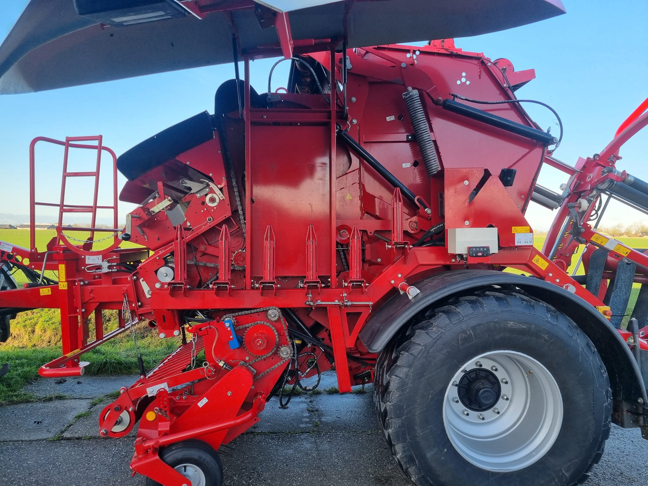 Lely Welger RPC160V - Silaj paketleme makinesi: fotoğraf 5 Lely Welger RPC160V - Silaj paketleme makinesi: fotoğraf 5
