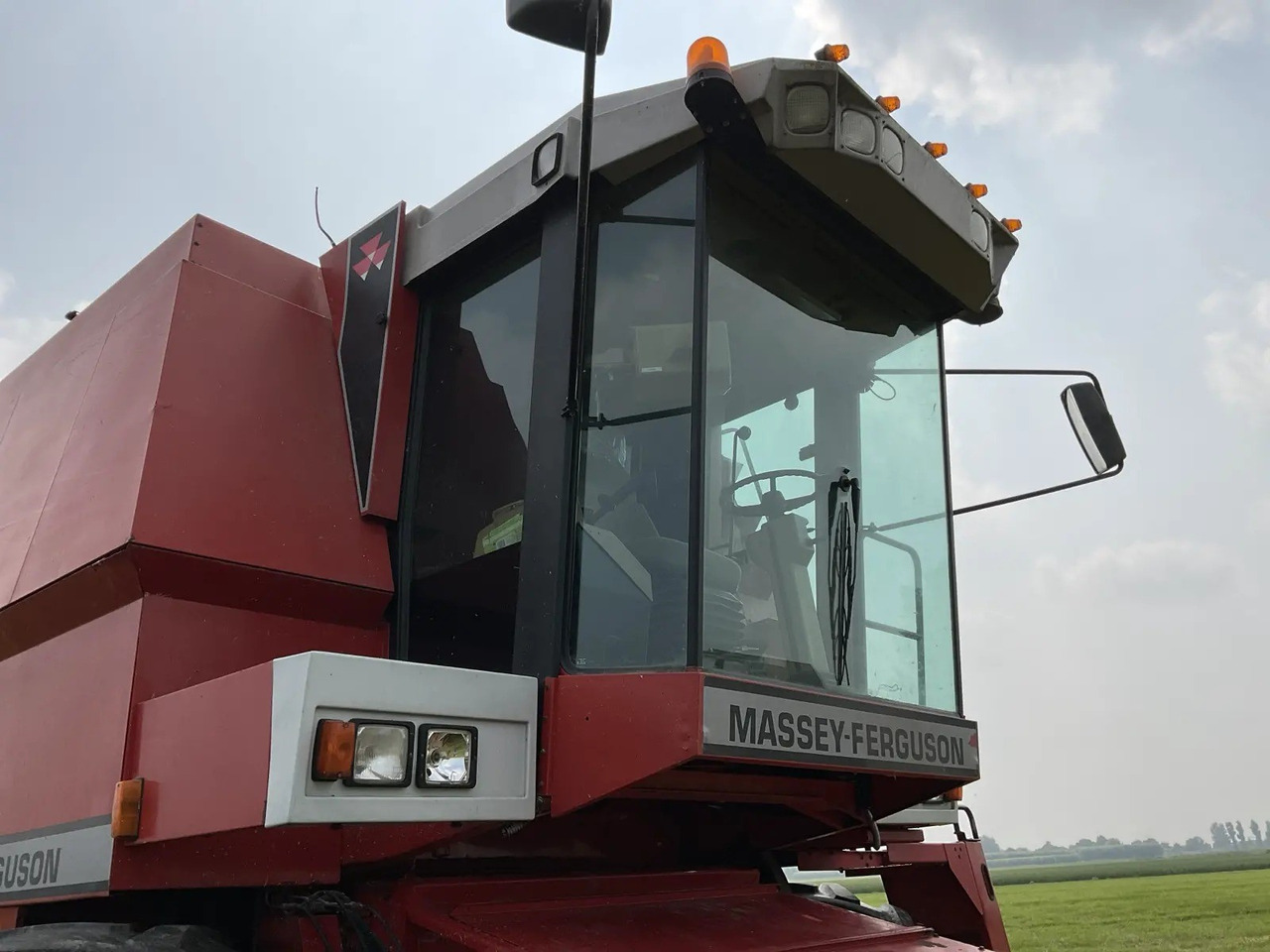 Massey Ferguson 38RS - Biçerdöver: fotoğraf 4 Massey Ferguson 38RS - Biçerdöver: fotoğraf 4