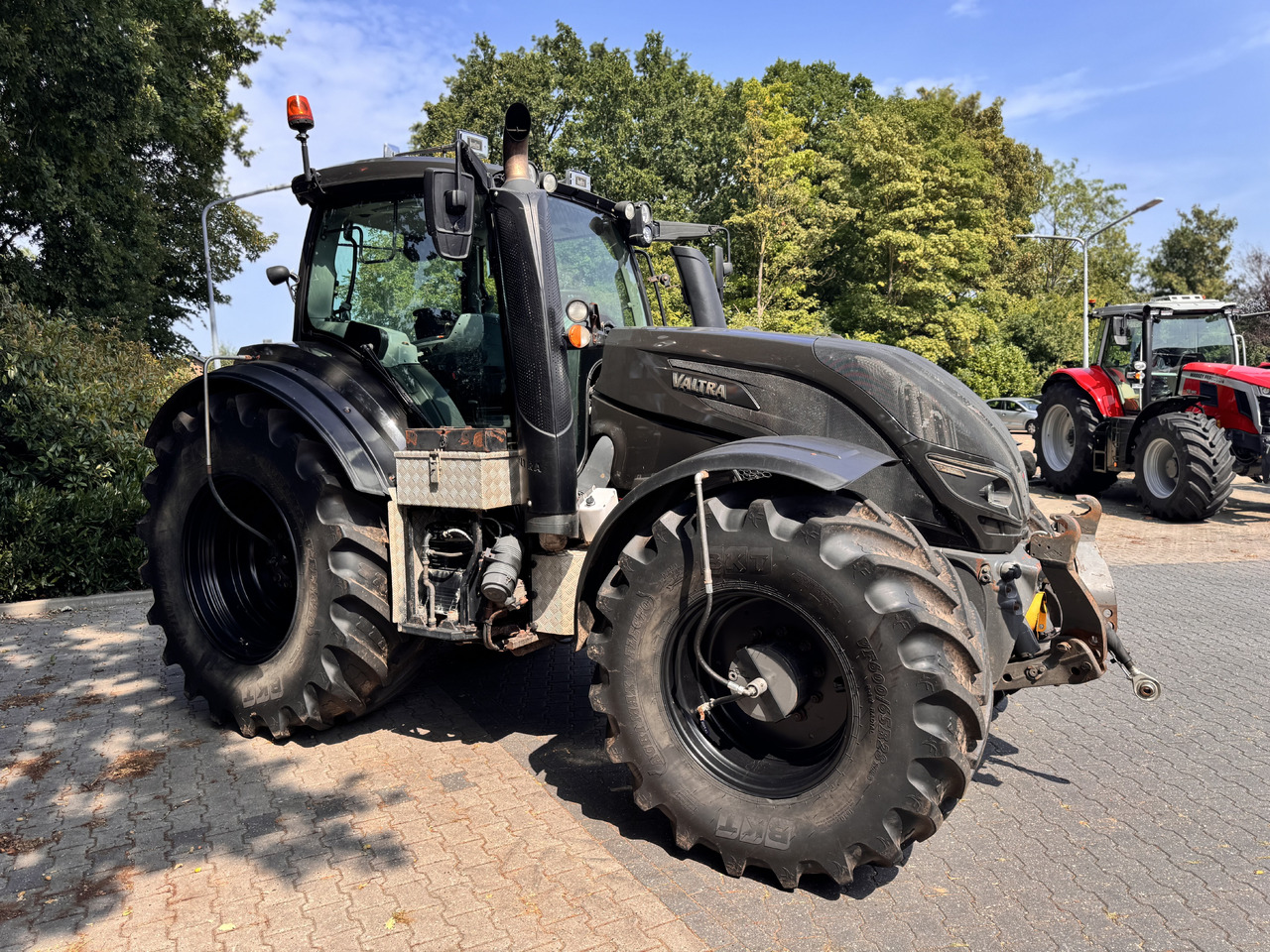 VALTRA T214 Direct - Traktör: fotoğraf 3 VALTRA T214 Direct - Traktör: fotoğraf 3