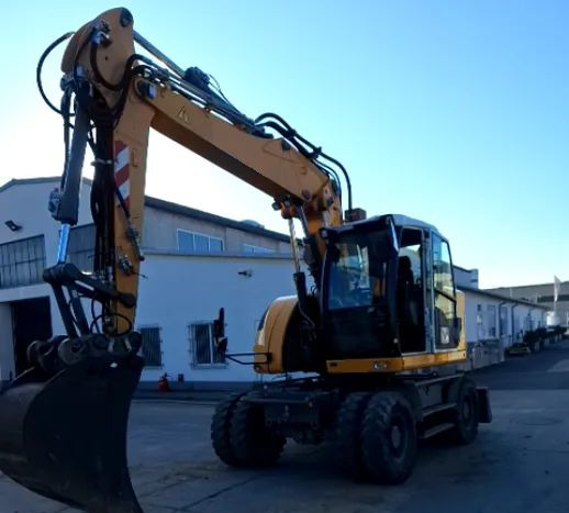 Liebherr A914 COMPACT, 2015 ROK, SW 48 szybkozłącze - Tekerlekli ekskavatör: fotoğraf 2 Liebherr A914 COMPACT, 2015 ROK, SW 48 szybkozłącze - Tekerlekli ekskavatör: fotoğraf 2