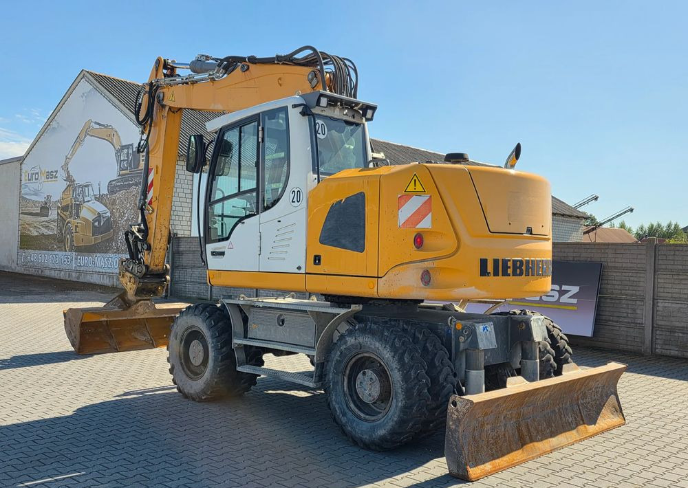 Liebherr A918 COMPACT, 2014 ROK, SW 48 LIKUFIX szybkozłącze - Tekerlekli ekskavatör: fotoğraf 3 Liebherr A918 COMPACT, 2014 ROK, SW 48 LIKUFIX szybkozłącze - Tekerlekli ekskavatör: fotoğraf 3