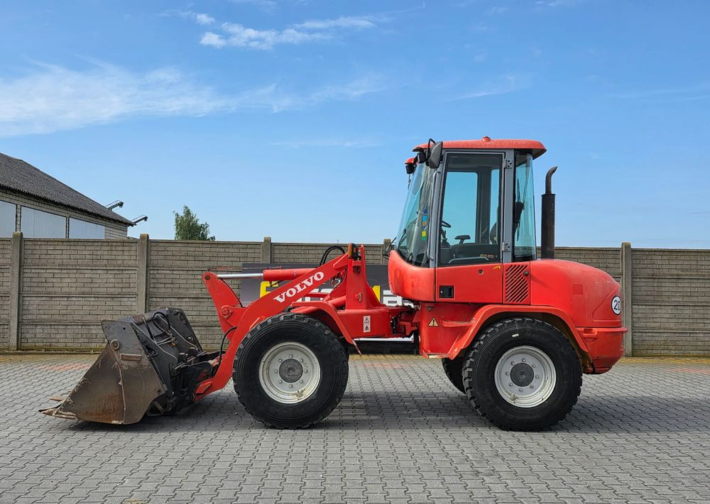 Volvo L30B ZX, 2008 ROK, 6600 MTH, ŁYŻKA OTWIERANA + WIDŁY - Tekerlekli yükleyici: fotoğraf 2 Volvo L30B ZX, 2008 ROK, 6600 MTH, ŁYŻKA OTWIERANA + WIDŁY - Tekerlekli yükleyici: fotoğraf 2