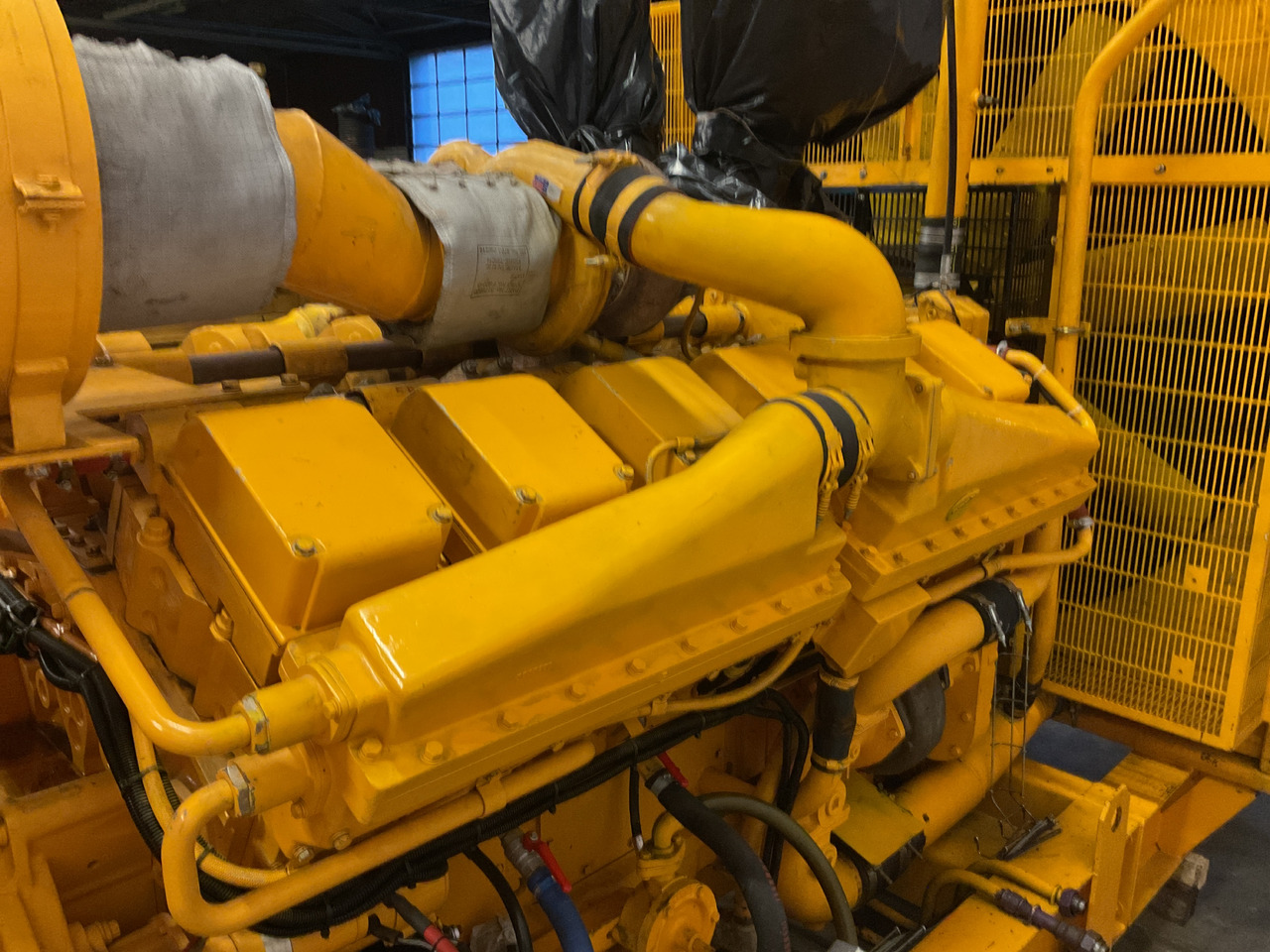 Cummins KTA38G3, 1000KVA Generatorset. Low hours and complete. - Elektrikli jeneratör: fotoğraf 3 Cummins KTA38G3, 1000KVA Generatorset. Low hours and complete. - Elektrikli jeneratör: fotoğraf 3