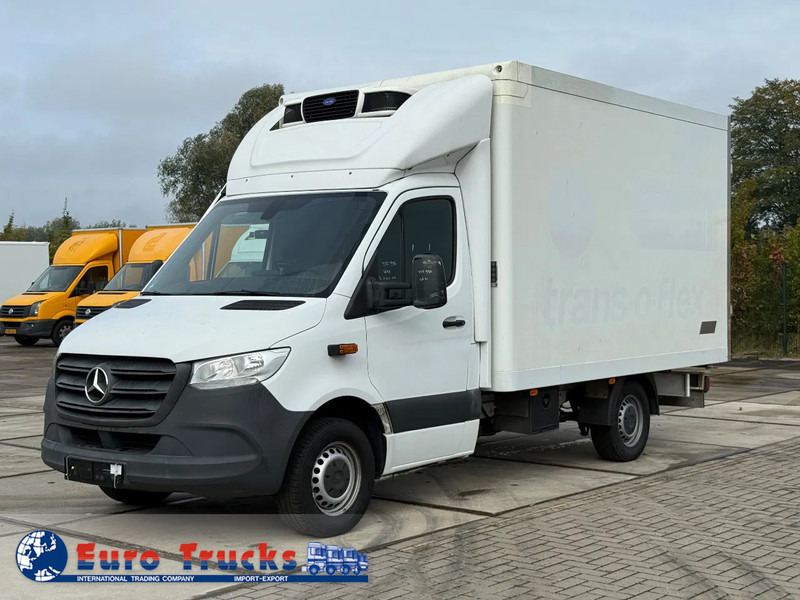 Mercedes-Benz Sprinter 316 - Frigorifik kamyonet: fotoğraf 1 Mercedes-Benz Sprinter 316 - Frigorifik kamyonet: fotoğraf 1