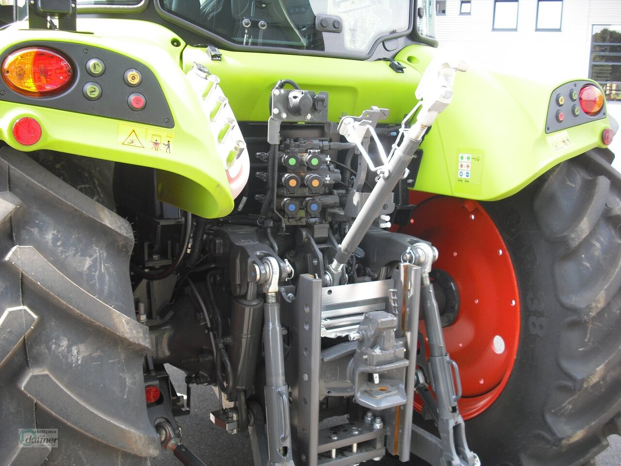 CLAAS Arion 420 Panoramic - Traktör: fotoğraf 5 CLAAS Arion 420 Panoramic - Traktör: fotoğraf 5