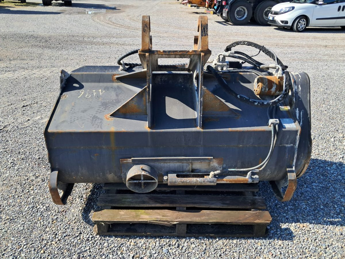 MECALAC 12MTX - Tekerlekli ekskavatör: fotoğraf 4 MECALAC 12MTX - Tekerlekli ekskavatör: fotoğraf 4