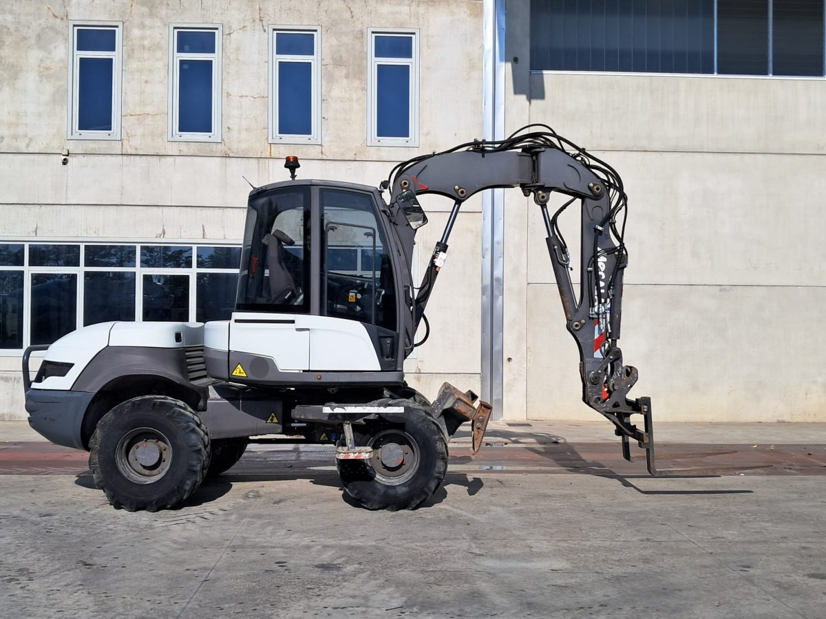 MECALAC 12MTX - Tekerlekli ekskavatör: fotoğraf 2 MECALAC 12MTX - Tekerlekli ekskavatör: fotoğraf 2