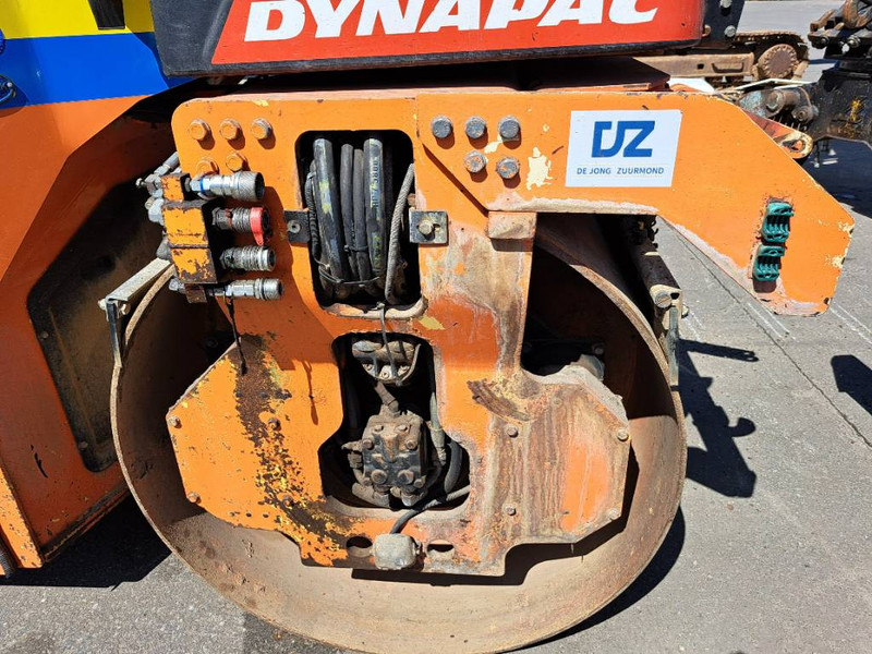 Dynapac CG233HF - Silindir makinesi: fotoğraf 4 Dynapac CG233HF - Silindir makinesi: fotoğraf 4