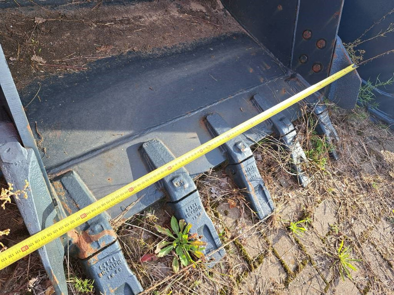 Hyundai Exacavator Digging Bucket 140, 6N4-37000 - Kova - İş makinaları: fotoğraf 2 Hyundai Exacavator Digging Bucket 140, 6N4-37000 - Kova - İş makinaları: fotoğraf 2