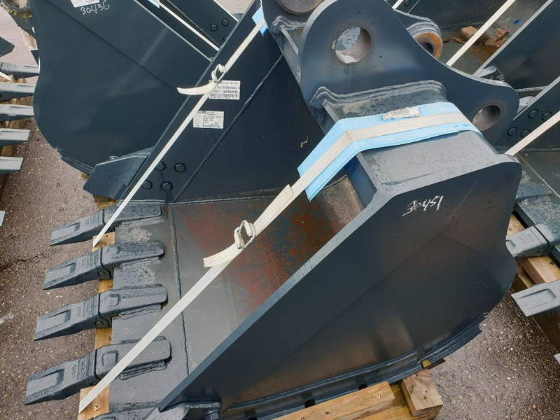 Hyundai Excavator digging bucket 140, 61K4-30501 - Kova - İş makinaları: fotoğraf 2 Hyundai Excavator digging bucket 140, 61K4-30501 - Kova - İş makinaları: fotoğraf 2