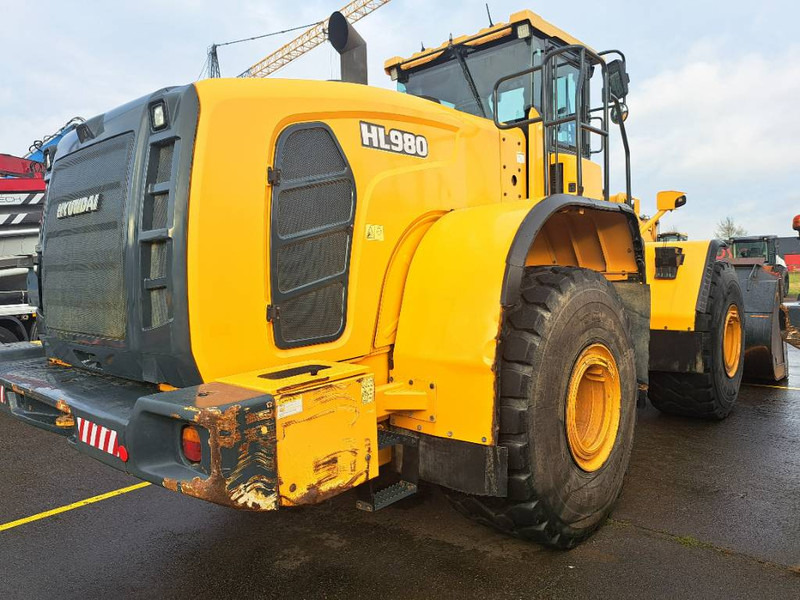 Hyundai HL980 - Tekerlekli yükleyici: fotoğraf 4 Hyundai HL980 - Tekerlekli yükleyici: fotoğraf 4