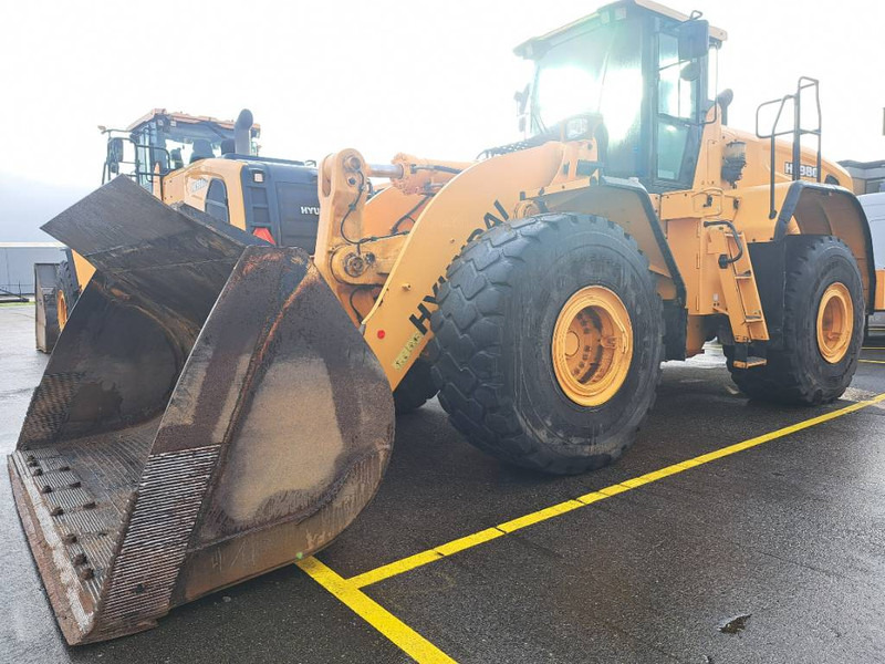 Hyundai HL980 - Tekerlekli yükleyici: fotoğraf 1 Hyundai HL980 - Tekerlekli yükleyici: fotoğraf 1