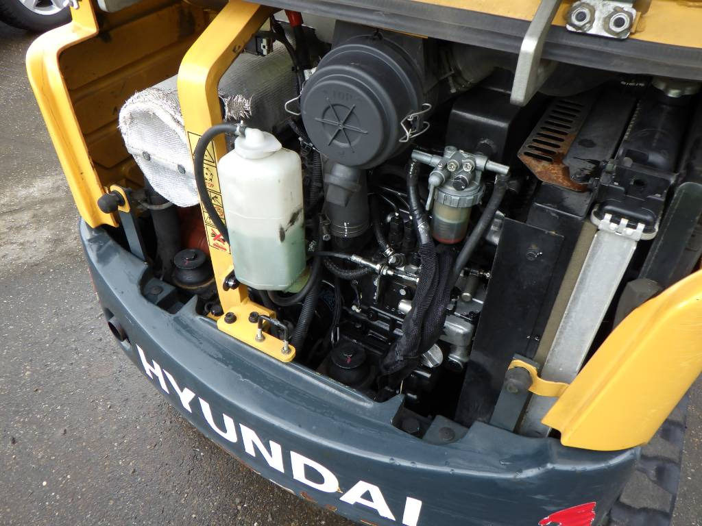 Hyundai R18-9 - Mini ekskavatör: fotoğraf 5 Hyundai R18-9 - Mini ekskavatör: fotoğraf 5