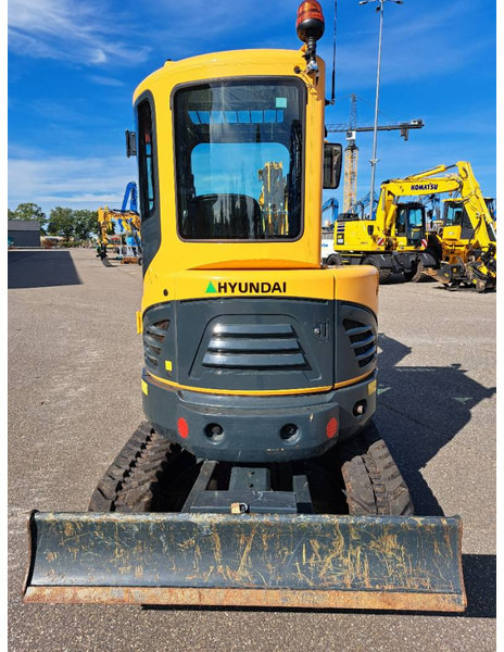 Hyundai R30 Z-9AK - Mini ekskavatör: fotoğraf 3 Hyundai R30 Z-9AK - Mini ekskavatör: fotoğraf 3