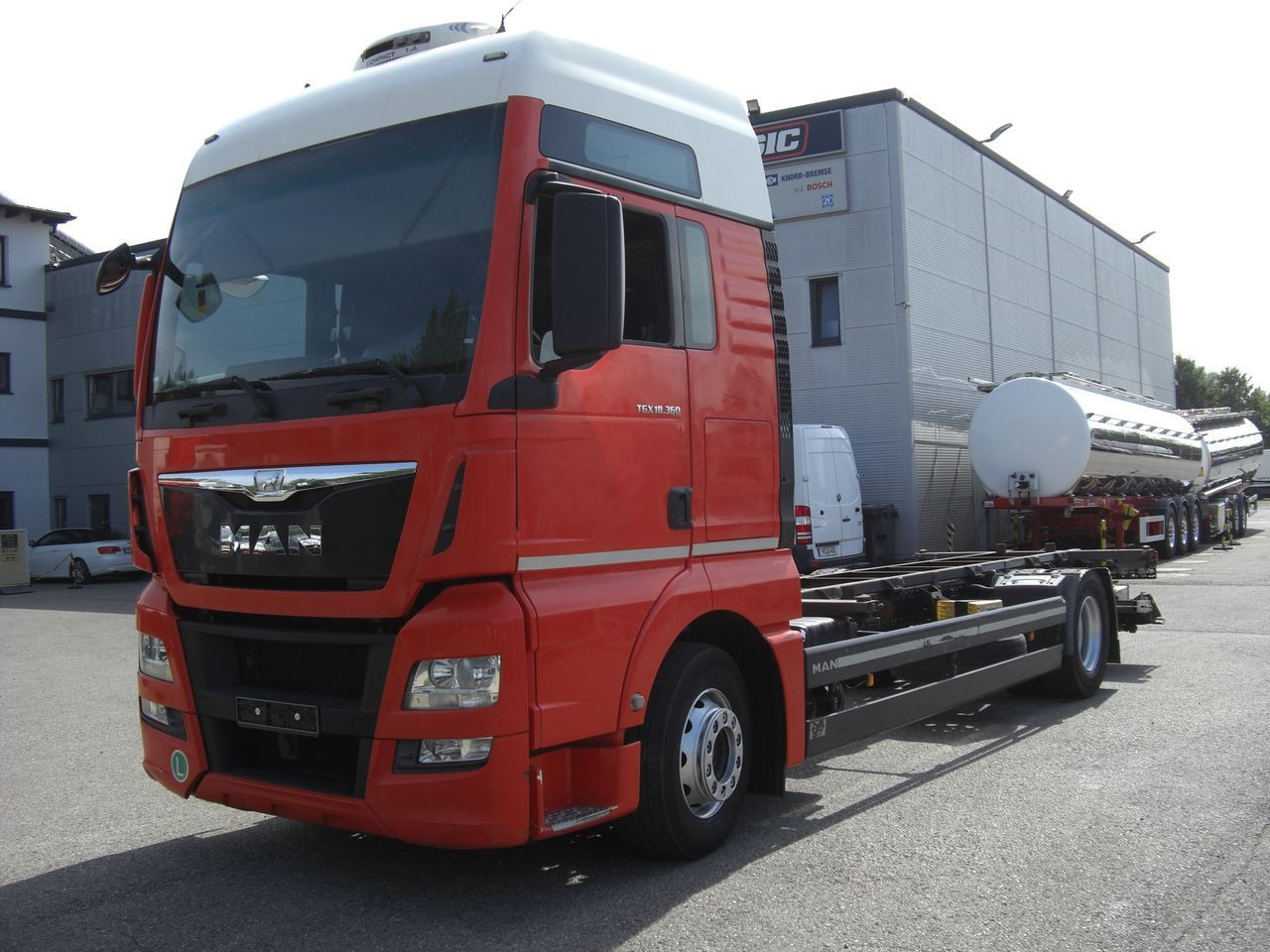 MAN 18360XXL TGX / LBW MAN 18360XXL TGX / LBW - Konteynır taşıyıcı/ Yedek karoser kamyon: fotoğraf 1 MAN 18360XXL TGX / LBW MAN 18360XXL TGX / LBW - Konteynır taşıyıcı/ Yedek karoser kamyon: fotoğraf 1