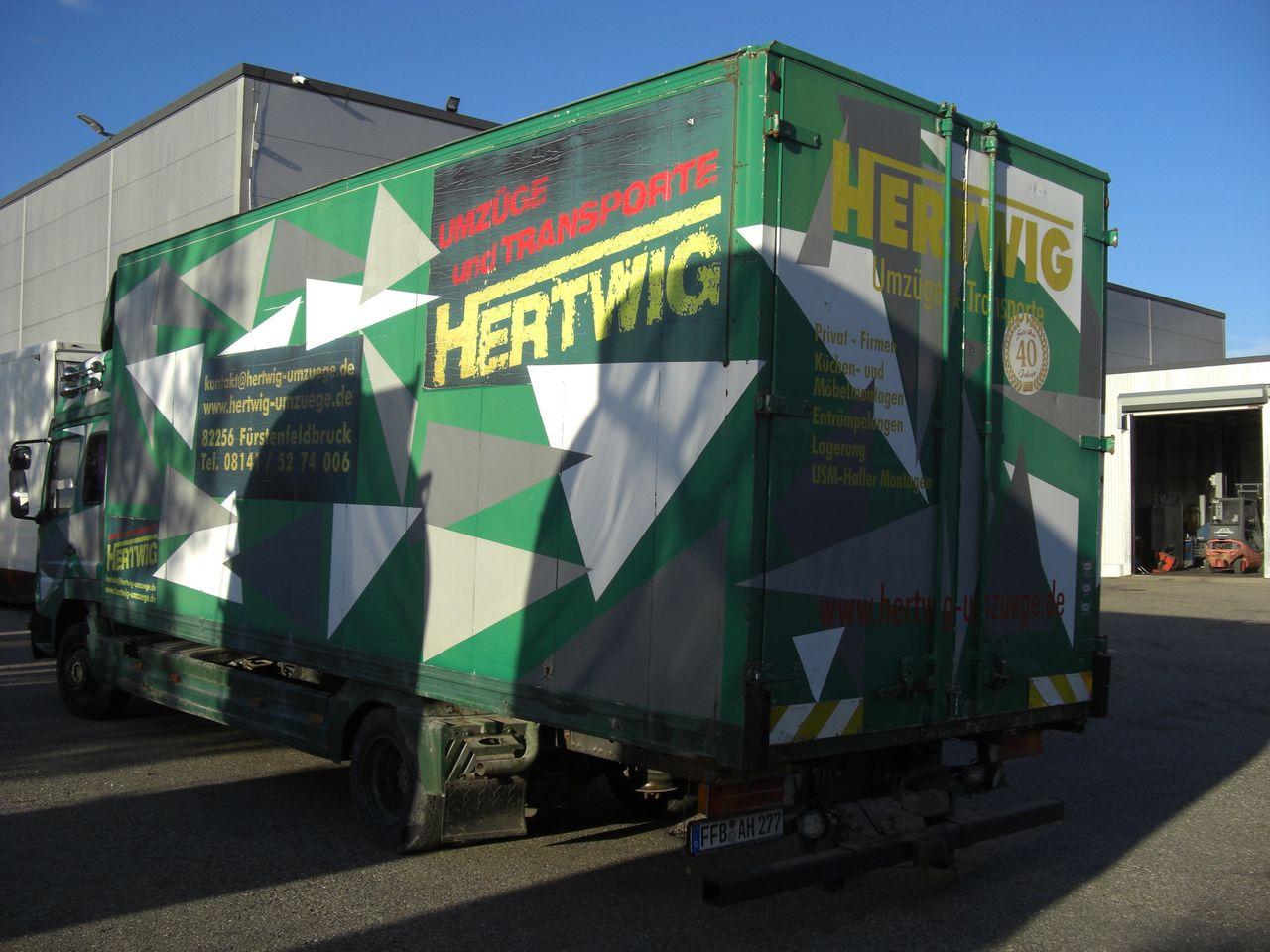 Mercedes-Benz 823L - Kapalı kasa kamyon: fotoğraf 4 Mercedes-Benz 823L - Kapalı kasa kamyon: fotoğraf 4