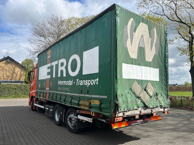 Mercedes Benz Actros 2642 6x2 Mega BDF met zeilbak - Tenteli kamyon: fotoğraf 4 Mercedes Benz Actros 2642 6x2 Mega BDF met zeilbak - Tenteli kamyon: fotoğraf 4