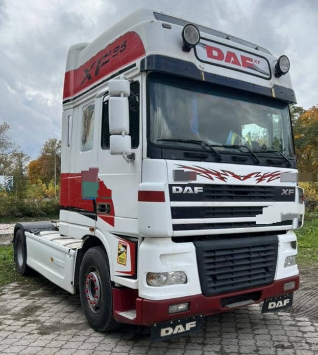 DAF XF 95 - Çekici: fotoğraf 2 DAF XF 95 - Çekici: fotoğraf 2