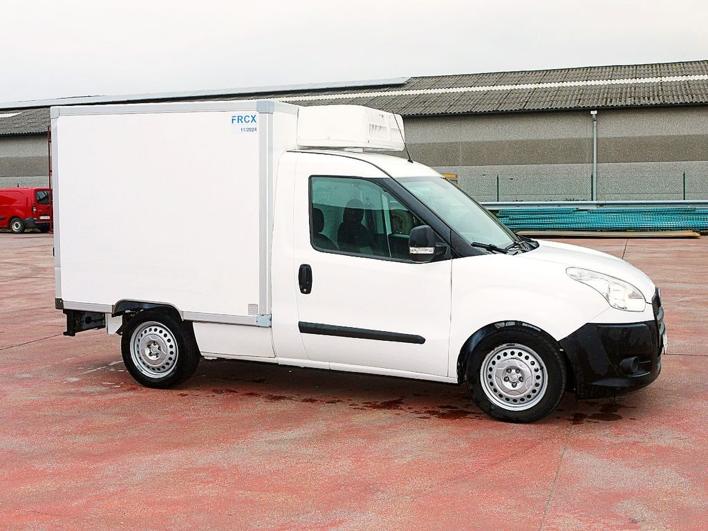 Fiat 1.3 DOBLO KUHLKOFFER RELEC FROD TR22 -20C - Frigorifik kamyonet: fotoğraf 3 Fiat 1.3 DOBLO KUHLKOFFER RELEC FROD TR22 -20C - Frigorifik kamyonet: fotoğraf 3