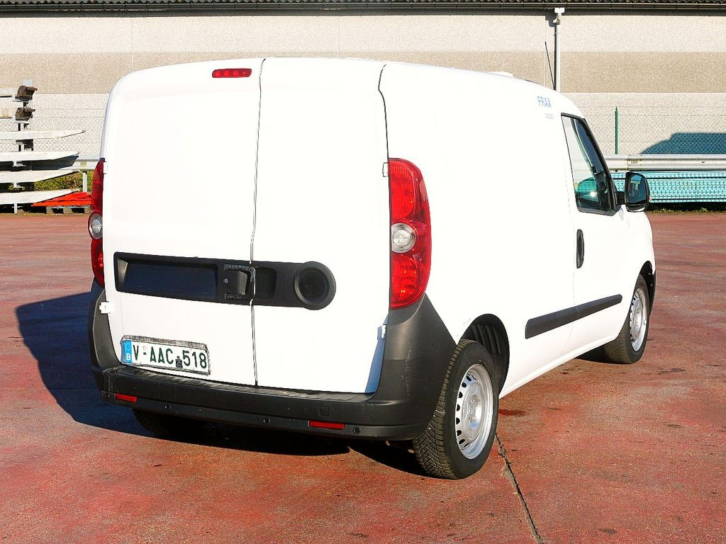 Fiat DOBLO 1.3 KUHLKASTENWAGEN RELEC FROID TR10 -20c - Frigorifik kamyonet: fotoğraf 5 Fiat DOBLO 1.3 KUHLKASTENWAGEN RELEC FROID TR10 -20c - Frigorifik kamyonet: fotoğraf 5