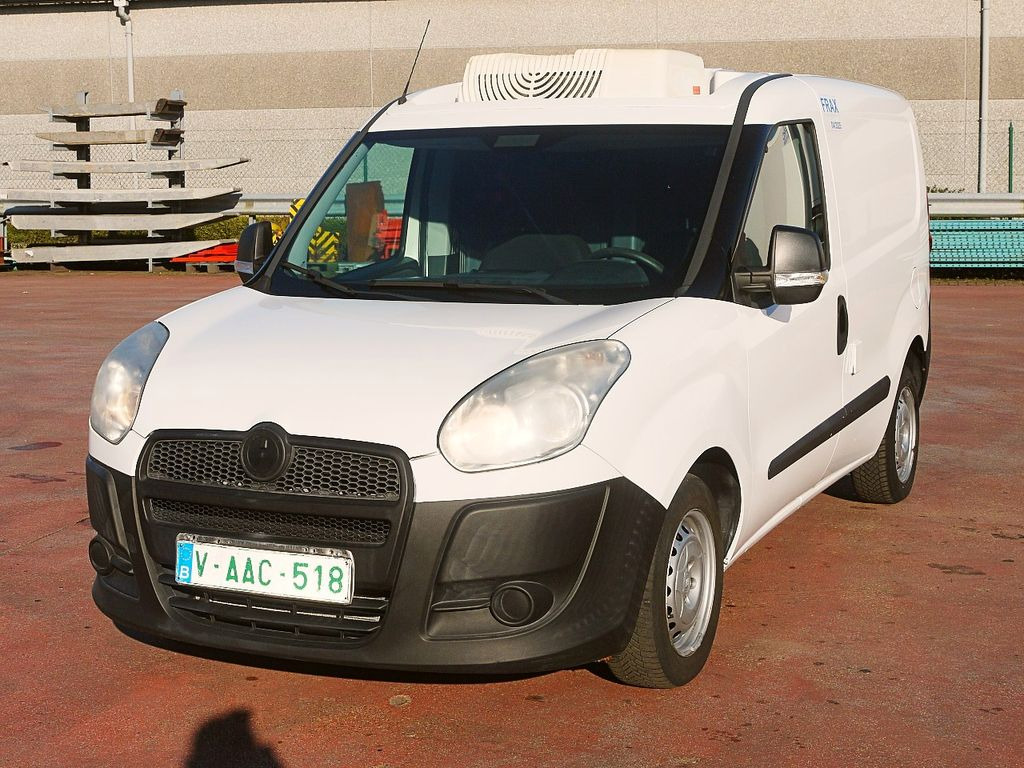 Fiat DOBLO 1.3 KUHLKASTENWAGEN RELEC FROID TR10 -20c - Frigorifik kamyonet: fotoğraf 4 Fiat DOBLO 1.3 KUHLKASTENWAGEN RELEC FROID TR10 -20c - Frigorifik kamyonet: fotoğraf 4