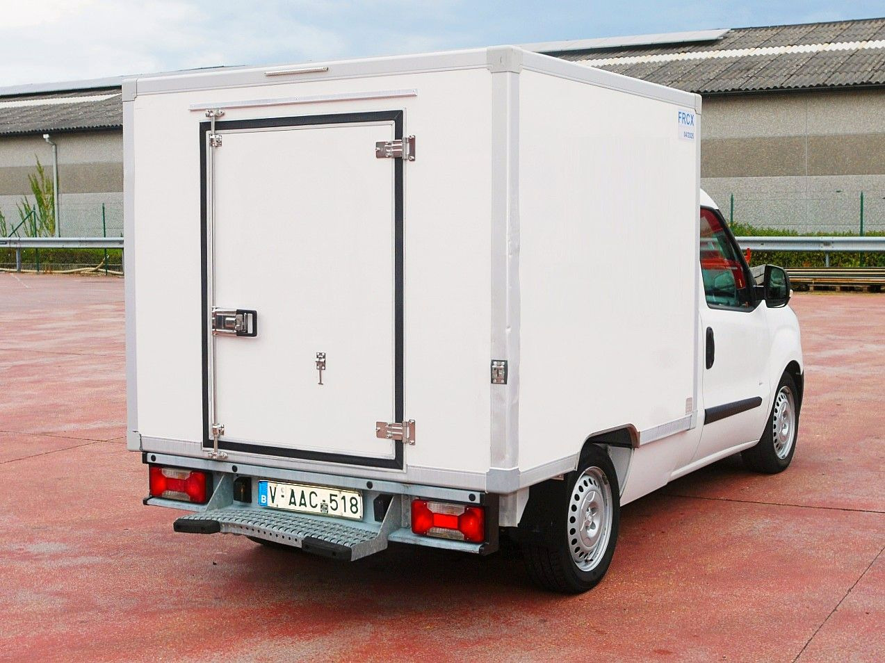 Fiat DOBLO 1.3 KUHLKOFFER RELEC FROID TR 22 -20C - Frigorifik kamyonet: fotoğraf 5 Fiat DOBLO 1.3 KUHLKOFFER RELEC FROID TR 22 -20C - Frigorifik kamyonet: fotoğraf 5