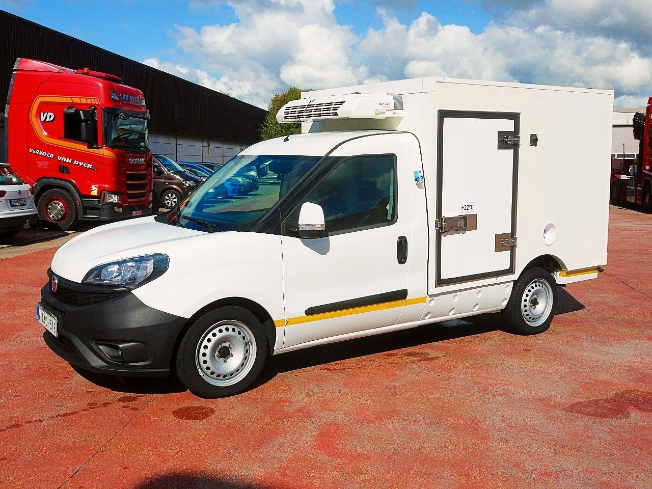Fiat DOBLO 1.6 KUHLKOFFER THERMOKING MT A/C - Frigorifik kamyonet: fotoğraf 4 Fiat DOBLO 1.6 KUHLKOFFER THERMOKING MT A/C - Frigorifik kamyonet: fotoğraf 4