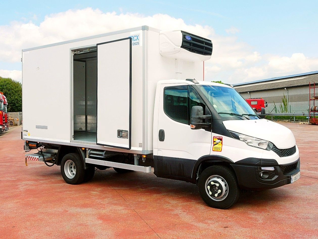 Iveco 70C17 KUHLKOFFER CARRIER XARIOS 500 A/C LUFT LBW - Frigorifik kamyonet: fotoğraf 3 Iveco 70C17 KUHLKOFFER CARRIER XARIOS 500 A/C LUFT LBW - Frigorifik kamyonet: fotoğraf 3