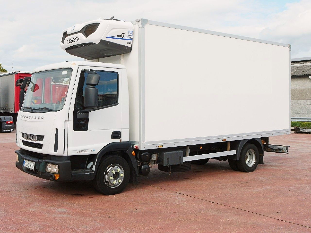 Iveco 75E16 EUROCARGO KUHOKOFFER ZANOTTI -30C Iveco 75E16 EUROCARGO KUHOKOFFER ZANOTTI -30C - Refrijeratör kamyon: fotoğraf 3 Iveco 75E16 EUROCARGO KUHOKOFFER ZANOTTI -30C Iveco 75E16 EUROCARGO KUHOKOFFER ZANOTTI -30C - Refrijeratör kamyon: fotoğraf 3