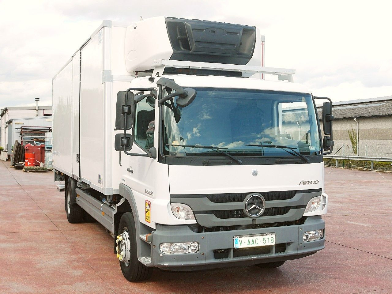 Mercedes-Benz 1622 ATEGO KUHLKOFFER CARRIER SUPRA 1150 MT A/C - Refrijeratör kamyon: fotoğraf 1 Mercedes-Benz 1622 ATEGO KUHLKOFFER CARRIER SUPRA 1150 MT A/C - Refrijeratör kamyon: fotoğraf 1