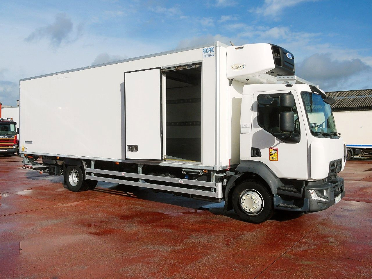 Renault D 16.250 KUHLKOFFER CARRIER SUPRA 1150MT A/C - Refrijeratör kamyon: fotoğraf 3 Renault D 16.250 KUHLKOFFER CARRIER SUPRA 1150MT A/C - Refrijeratör kamyon: fotoğraf 3