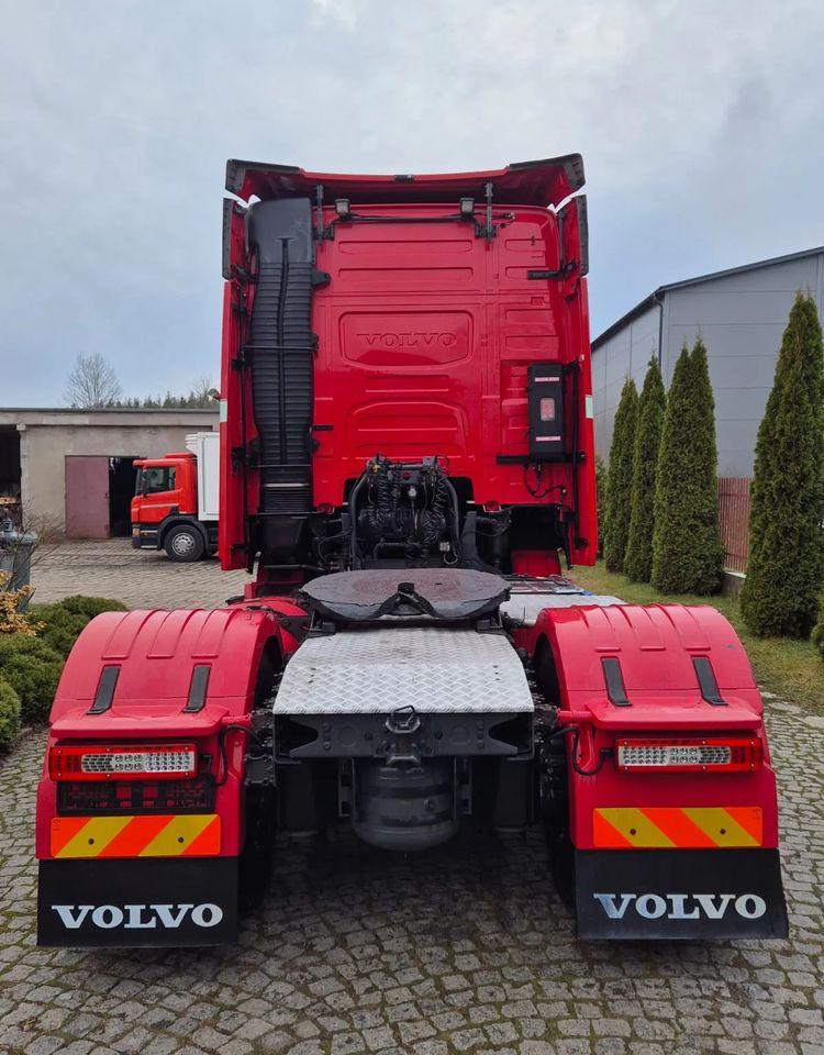 Volvo FH GLOBETROTTER - Çekici: fotoğraf 5 Volvo FH GLOBETROTTER - Çekici: fotoğraf 5