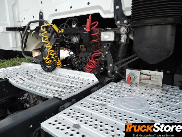 Mercedes-Benz Actros 1843 LS - Çekici: fotoğraf 2 Mercedes-Benz Actros 1843 LS - Çekici: fotoğraf 2