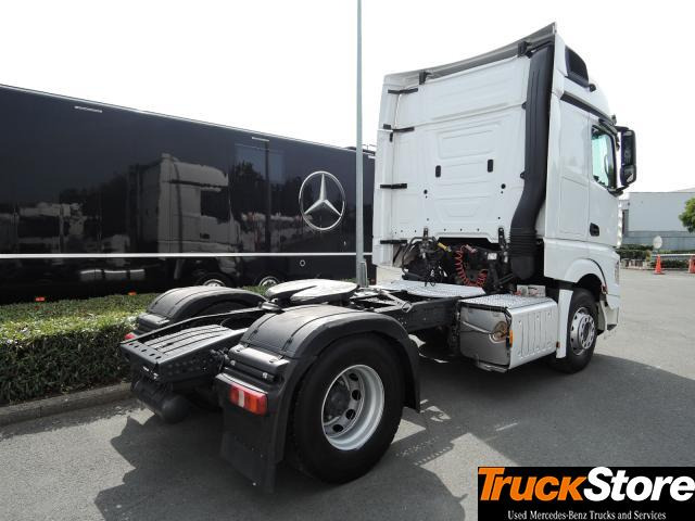 Mercedes-Benz Actros 1843 LS - Çekici: fotoğraf 4 Mercedes-Benz Actros 1843 LS - Çekici: fotoğraf 4