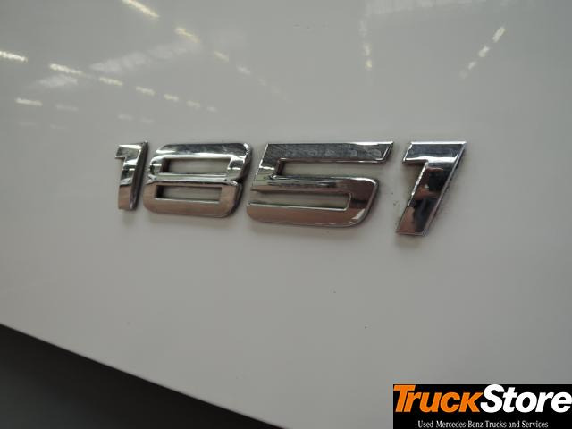 Mercedes-Benz Actros 1851 LS - Çekici: fotoğraf 2 Mercedes-Benz Actros 1851 LS - Çekici: fotoğraf 2