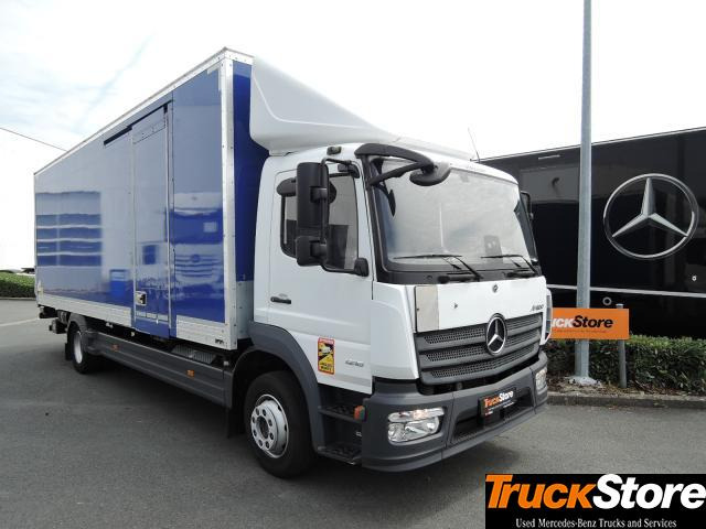 Mercedes-Benz Atego 1218 L - Kapalı kasa kamyon: fotoğraf 3 Mercedes-Benz Atego 1218 L - Kapalı kasa kamyon: fotoğraf 3