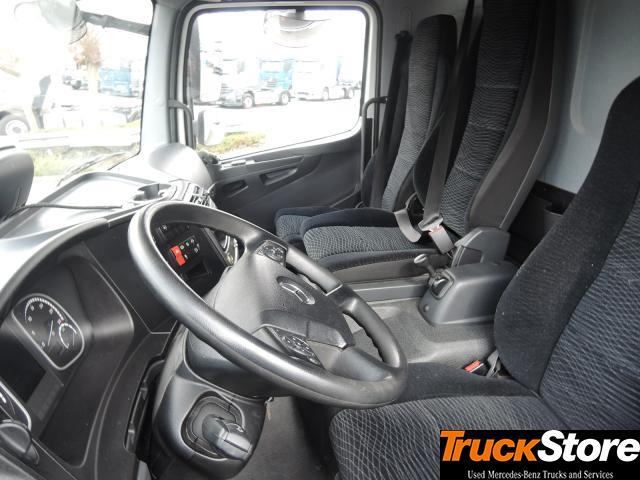 Mercedes-Benz Atego 821 L - Kapalı kasa kamyonet: fotoğraf 2 Mercedes-Benz Atego 821 L - Kapalı kasa kamyonet: fotoğraf 2