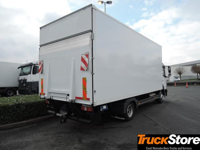 Mercedes-Benz Atego 821 L - Kapalı kasa kamyonet: fotoğraf 4 Mercedes-Benz Atego 821 L - Kapalı kasa kamyonet: fotoğraf 4