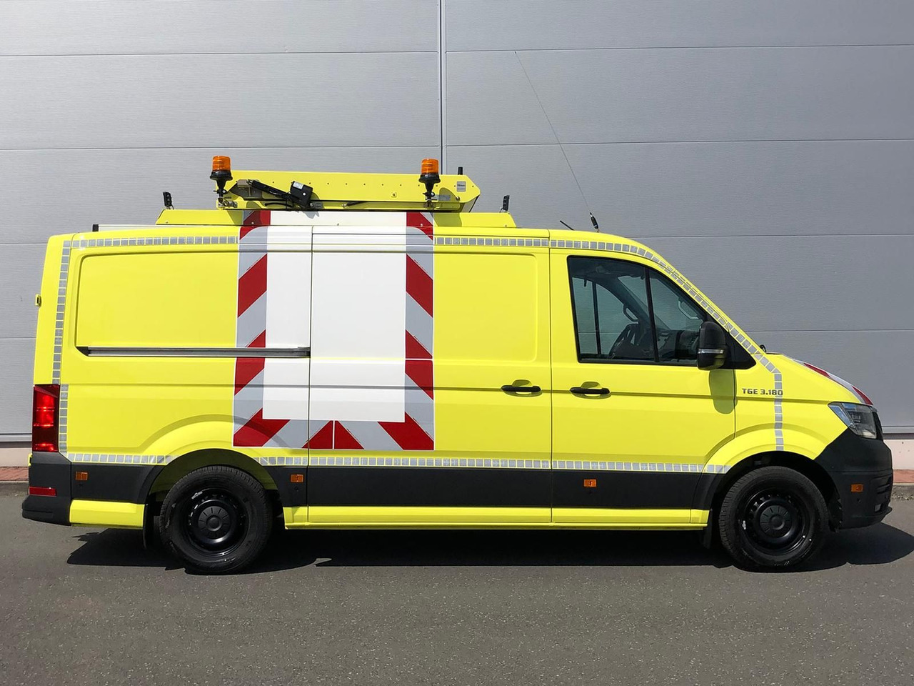 MAN TGE 3.180 L3H2 BF 4 BEGLEITFAHRZEUG ACC LED NAVI - Panelvan: fotoğraf 5 MAN TGE 3.180 L3H2 BF 4 BEGLEITFAHRZEUG ACC LED NAVI - Panelvan: fotoğraf 5