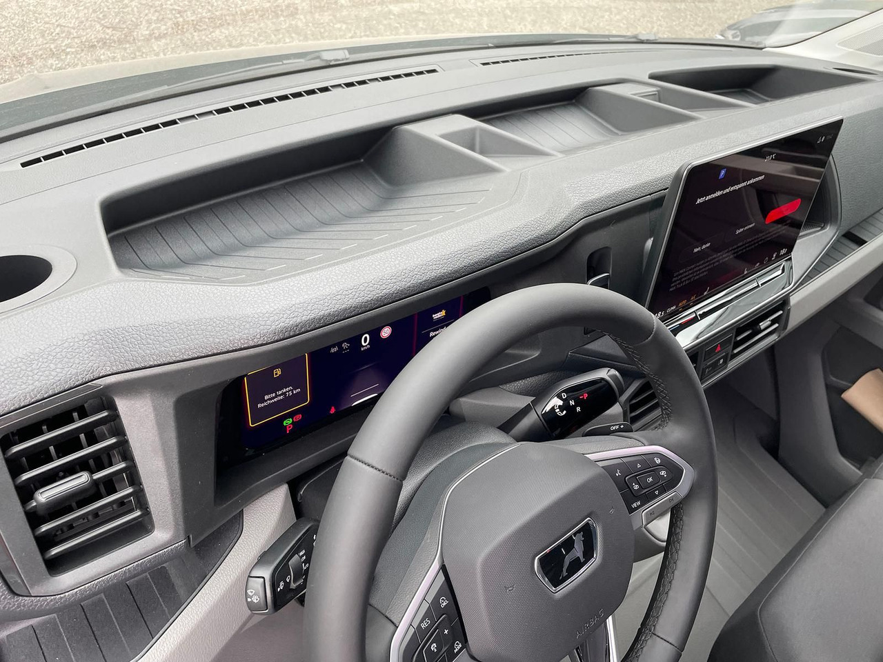 Binek araba MAN TGE 3.180 L3H3 Kasten 4x4 AHK ACC LED NAV SITZHZ: fotoğraf 30