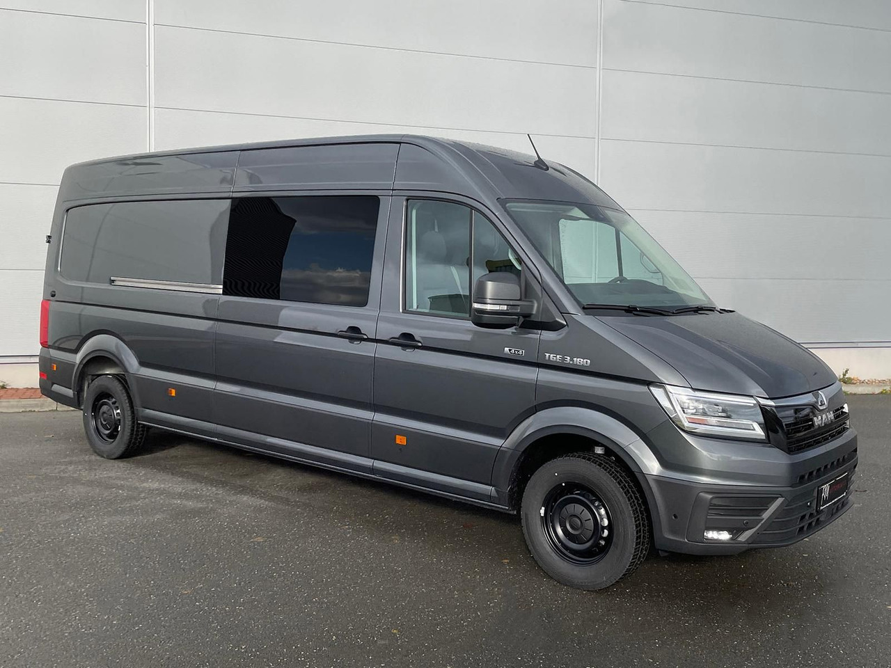 MAN TGE 3.180 L4H3 Schnierle 4x4 DIFF AHK ACC - Panelvan, Çift kabin kamyonet: fotoğraf 2 MAN TGE 3.180 L4H3 Schnierle 4x4 DIFF AHK ACC - Panelvan, Çift kabin kamyonet: fotoğraf 2