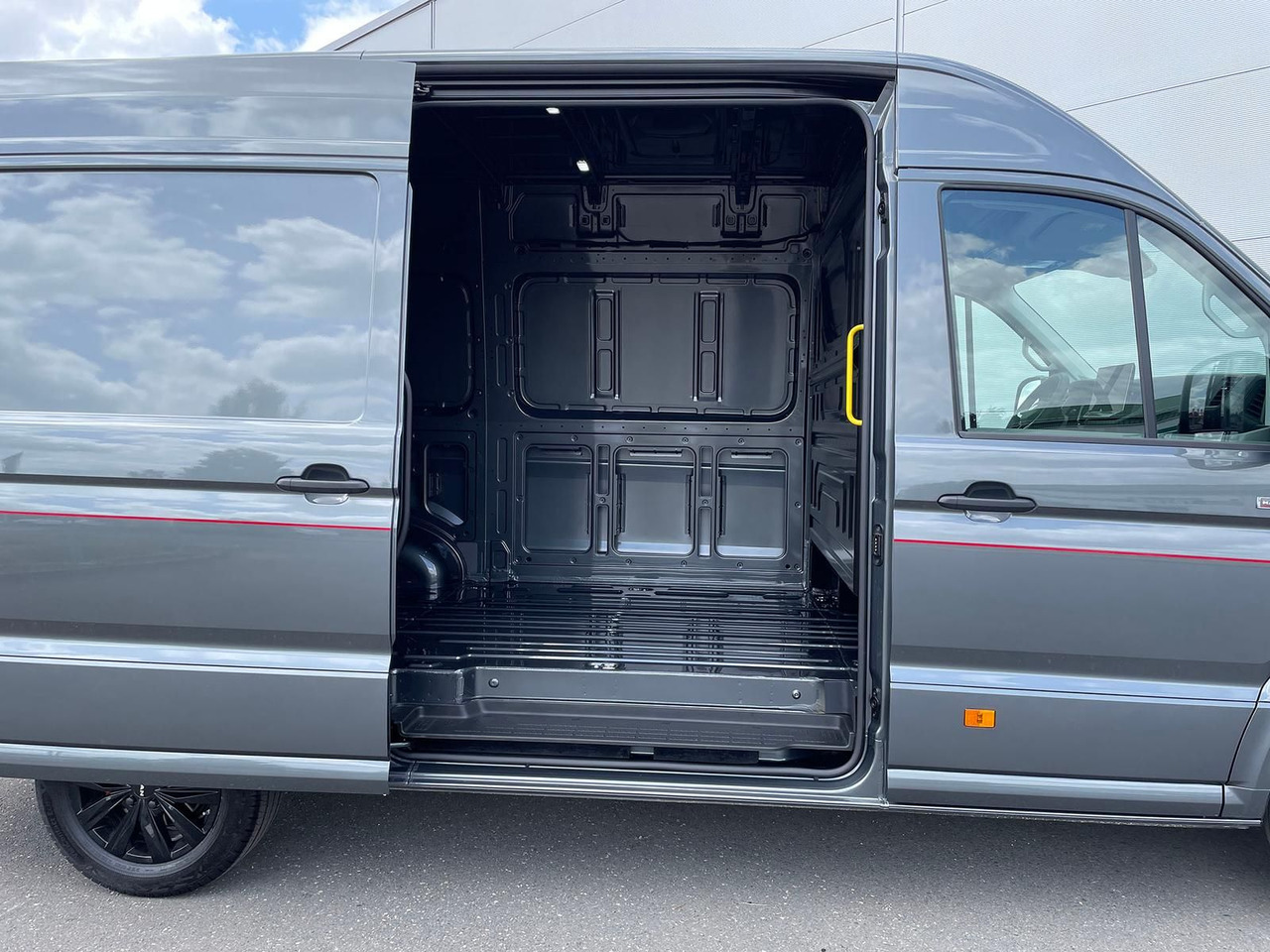 Panelvan MAN TGE 3.200 L3H3 Kasten 4x4 Individual S ACC STHZ: fotoğraf 10