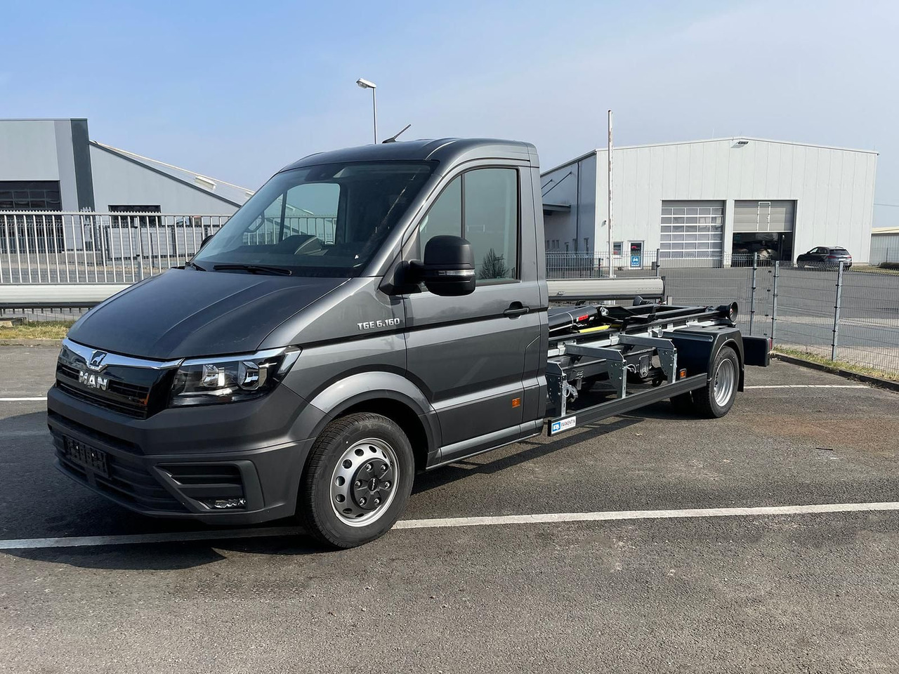 MAN TGE 6.160 Fahrgestell L4 Multilift Abrollkipper - Şasi kamyon: fotoğraf 1 MAN TGE 6.160 Fahrgestell L4 Multilift Abrollkipper - Şasi kamyon: fotoğraf 1