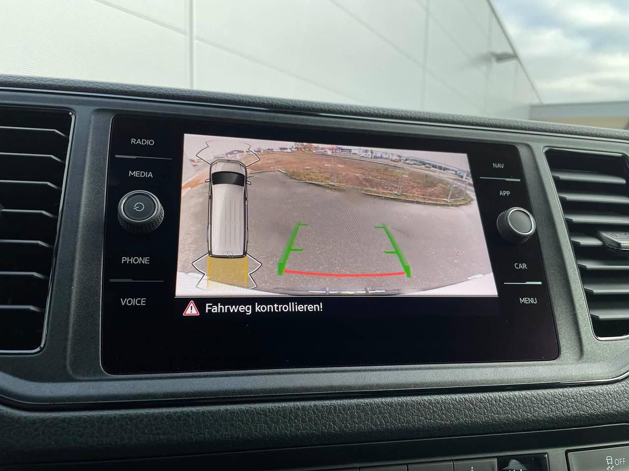 Minivan Volkswagen Crafter MIXTO 35 L3H3 Autom NAV SITZH ACC 5SITZE: fotoğraf 21 Minivan Volkswagen Crafter MIXTO 35 L3H3 Autom NAV SITZH ACC 5SITZE: fotoğraf 21