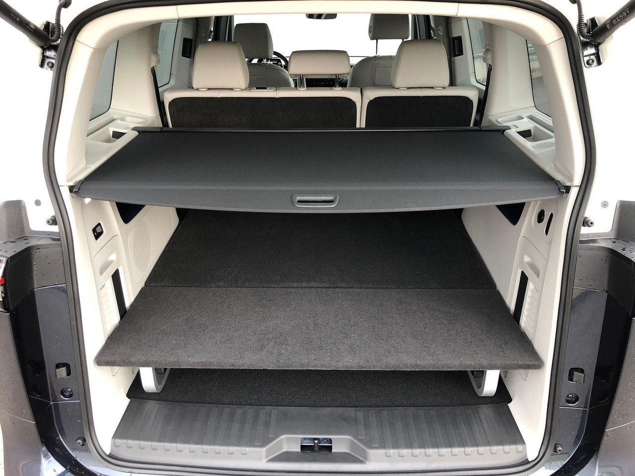 Minivan, Elektrikli kamyonet Volkswagen ID. Buzz 150 kW Pro AHK ACC MATRIX LED KEYLESS: fotoğraf 11 Minivan, Elektrikli kamyonet Volkswagen ID. Buzz 150 kW Pro AHK ACC MATRIX LED KEYLESS: fotoğraf 11