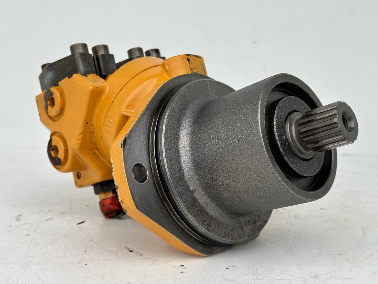 LIEBHERR Konstantmotor mit ID-Nr.5008984-ID-Nr.5007150 – Hydromatik Rexroth Axialkolbenmotor mit Nr.2000349 Typ:A2FE23/61W-NAL191. A308,A310,A312,A900ZW,R308,R310,R312,LOS914,R914,R916. #4064579.DK# - Hidrolik motor - Ekskavatör: fotoğraf 3 LIEBHERR Konstantmotor mit ID-Nr.5008984-ID-Nr.5007150 – Hydromatik Rexroth Axialkolbenmotor mit Nr.2000349 Typ:A2FE23/61W-NAL191. A308,A310,A312,A900ZW,R308,R310,R312,LOS914,R914,R916. #4064579.DK# - Hidrolik motor - Ekskavatör: fotoğraf 3